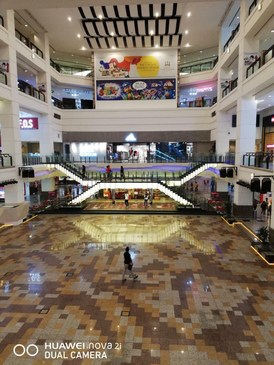 Appartamento Kl Bintang Private Unite At Times Square Kuala Lumpur Esterno foto